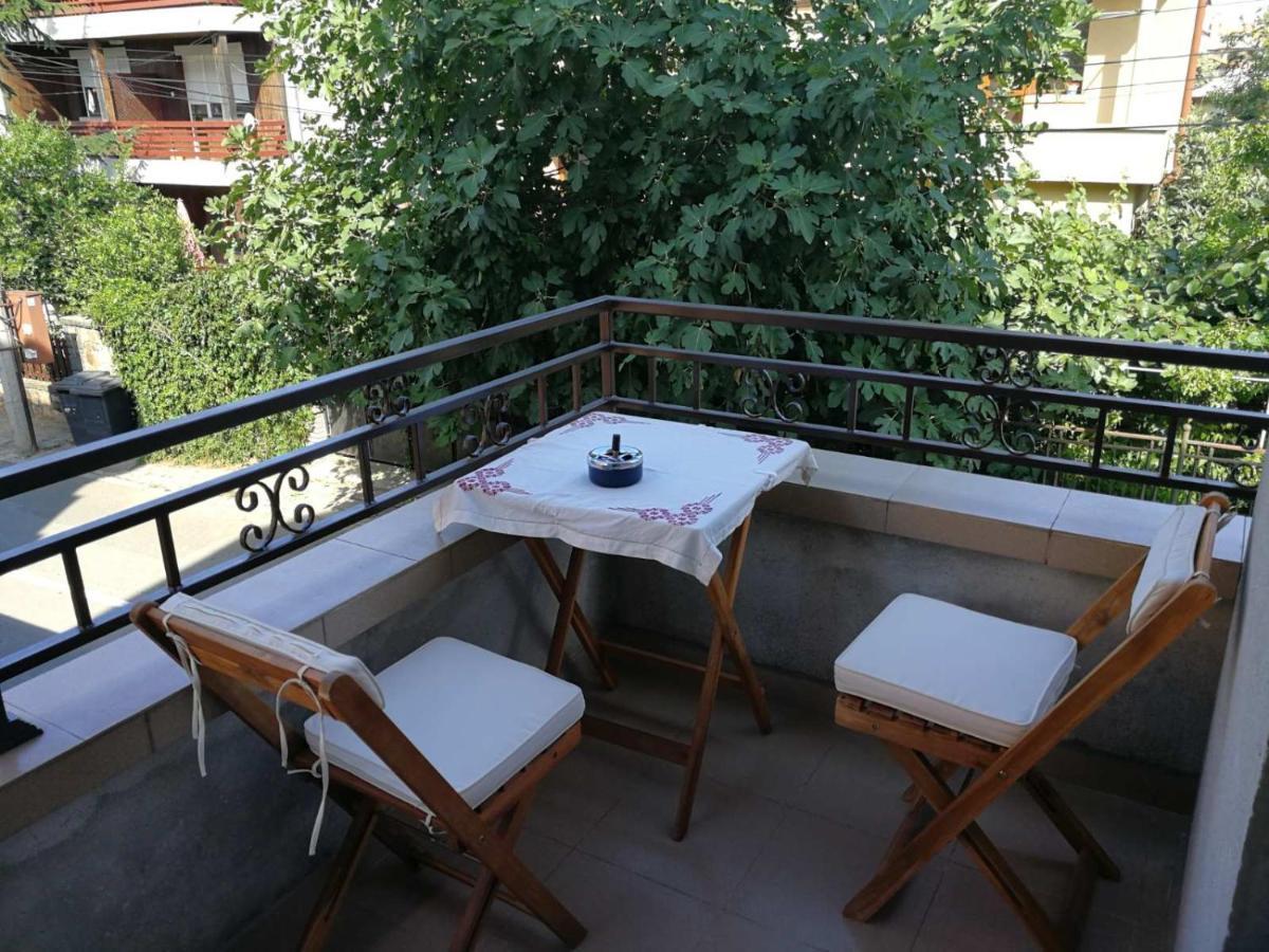 Hris Hotel Chernomorets Buitenkant foto