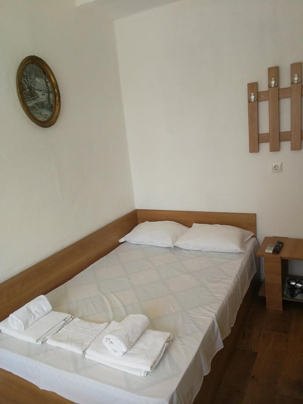 Hris Hotel Chernomorets Kamer foto